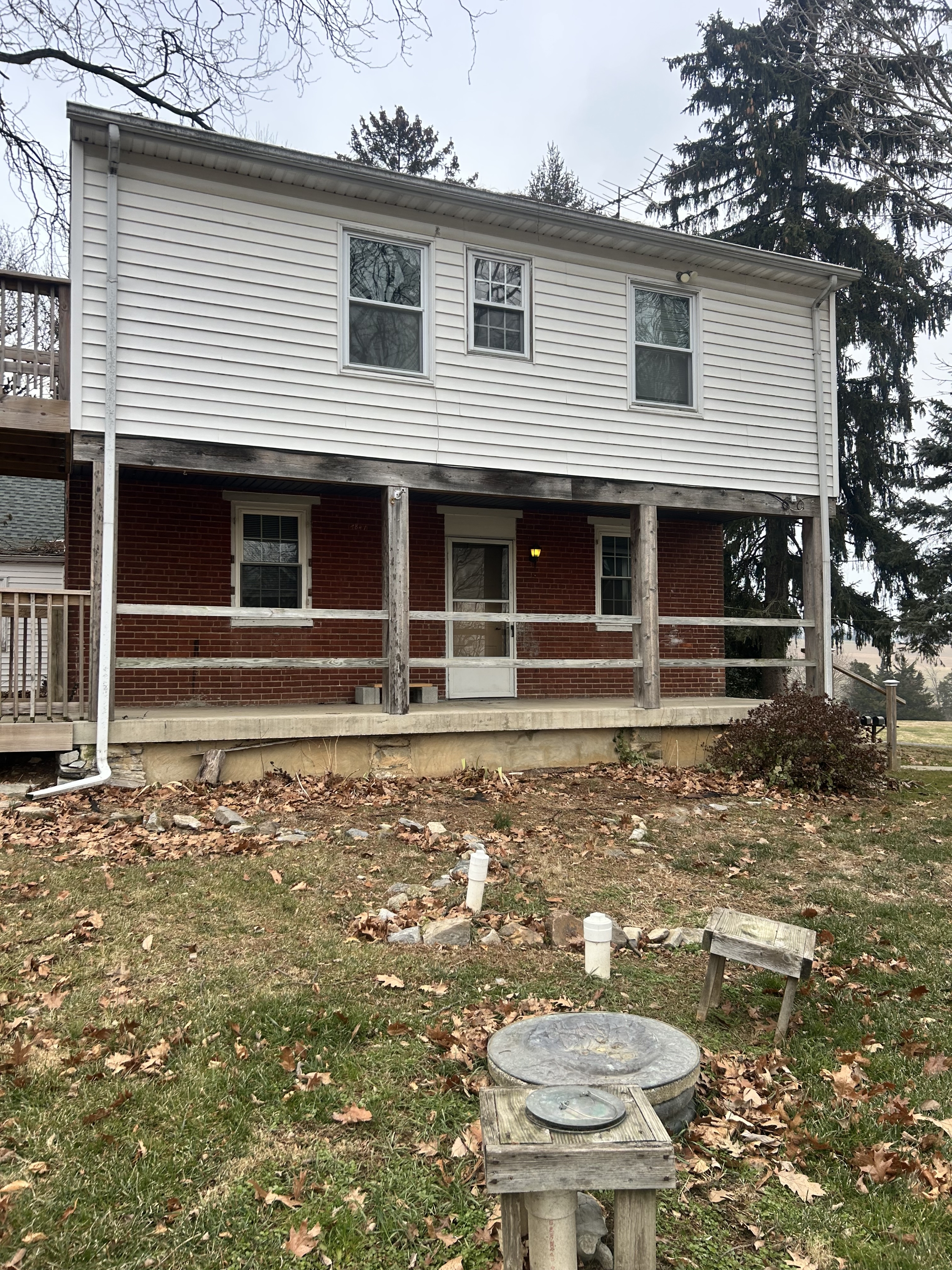 960 Disston View Drive