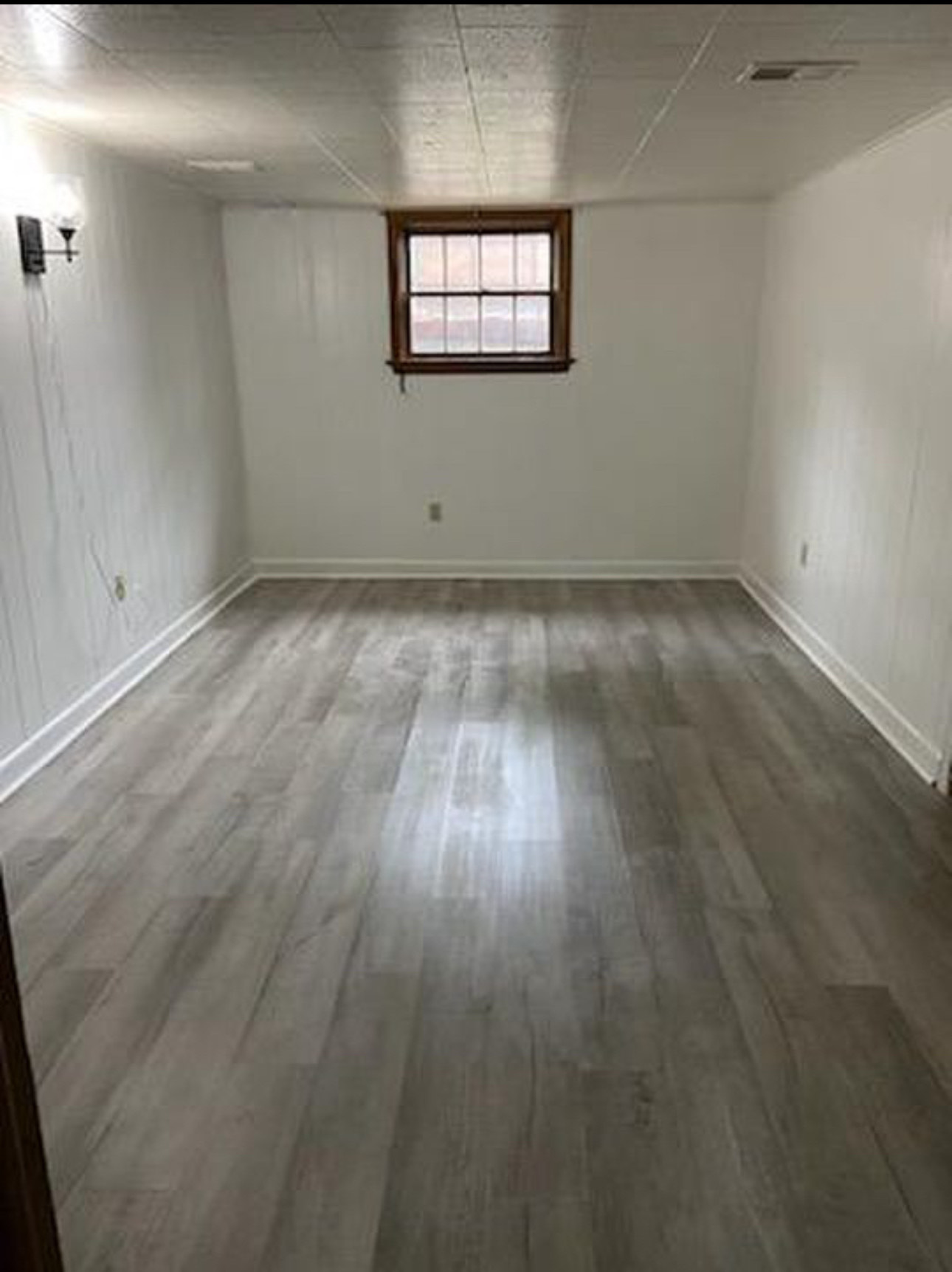 Lincoln Highway East - 22B